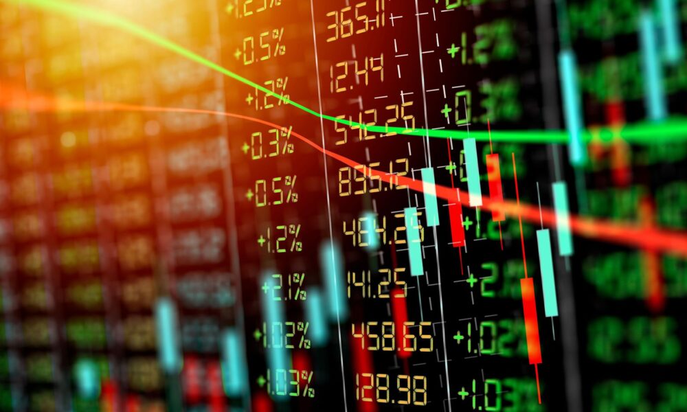 Cryptocurrencies, Stocks Struggle to Overcome Macroeconomic Concerns, BTC Maintains Support at $63K