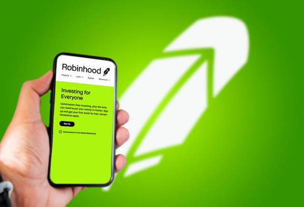 Robinhood (HOOD) Receives SEC Warning for US Cryptocurrency Business