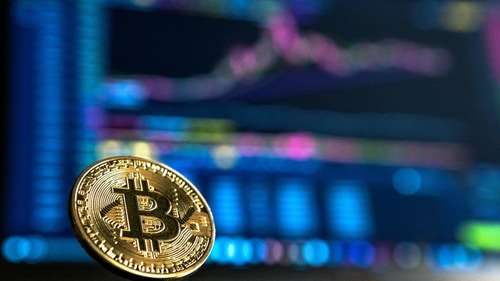 Bitcoin price remains stable above the key support level at $66,000