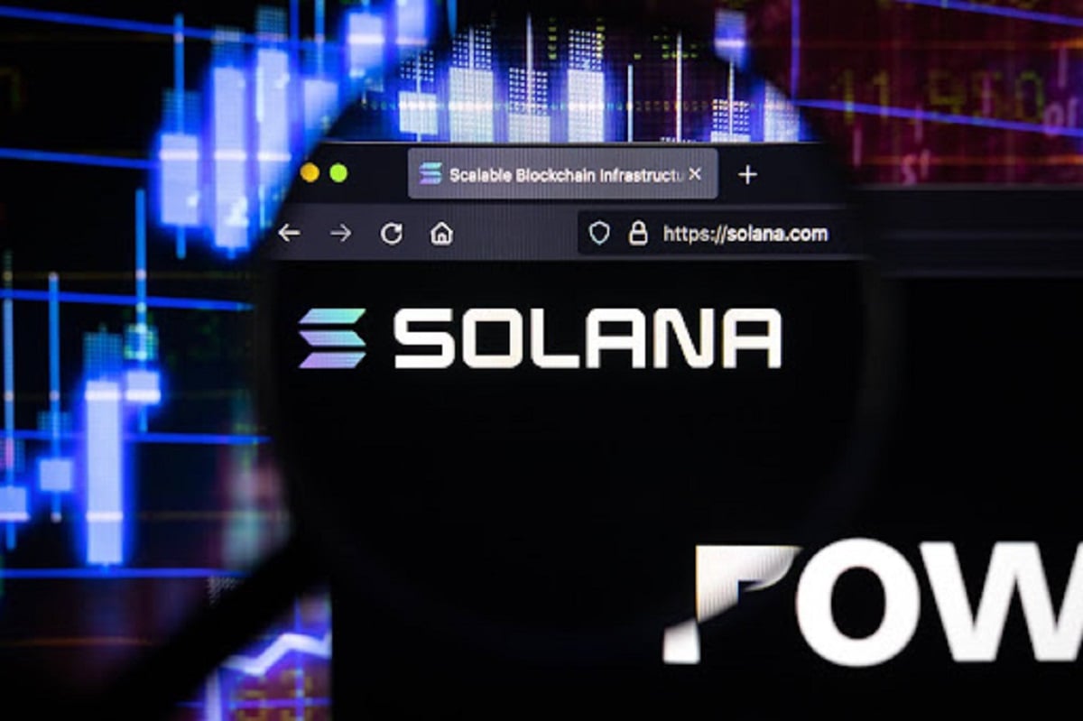 Solana emerges as DeFi leader, eclipsing Ethereum in transaction volume