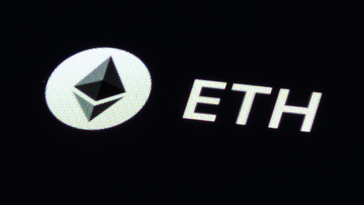 Why ETFs are a great way to enter the world of cryptocurrencies: Strategist