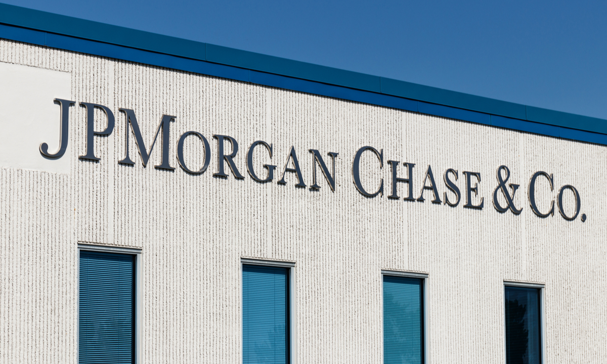 Court resolves dispute between JPMorgan and Viva Wallet founder