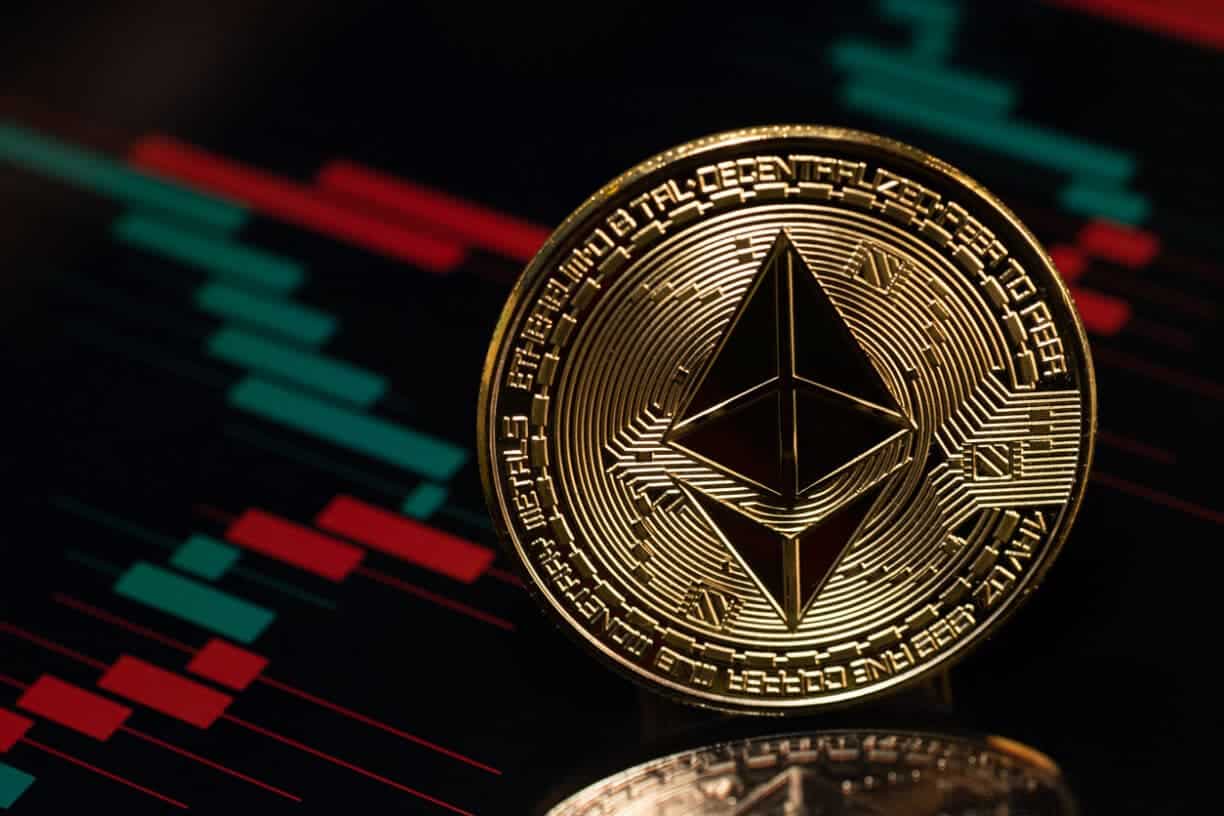 Institutional Investors Are Abandoning Ethereum Products: What's Happening?