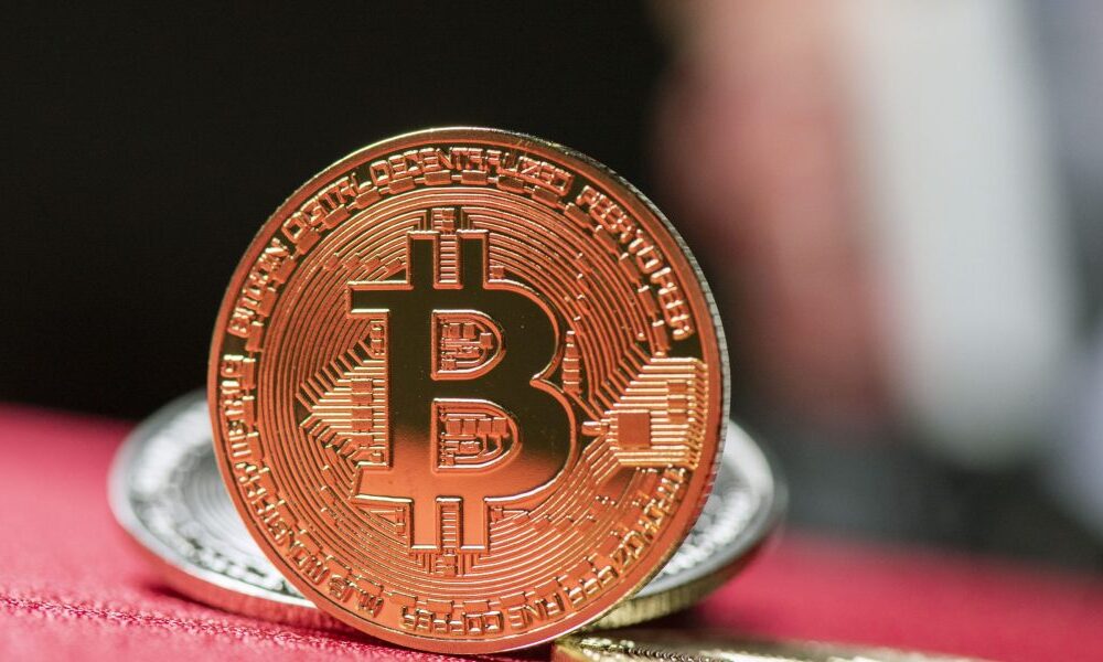 The US and Germany just sold almost 5,000 bitcoins — they should have added them to foreign reserves