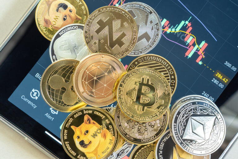 Cryptocurrency Market Poised for Recovery as Liquidations Ease and Political Events Spark Optimism